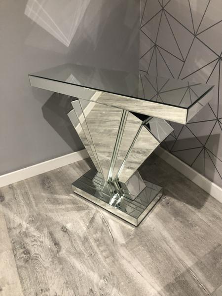 Mirrored Fan Console Table